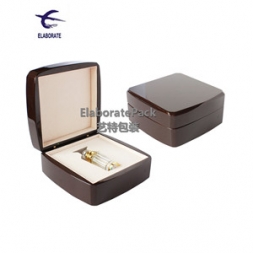 wooden perfume box